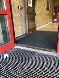 Kratbjergskolen afd Ravnsholt - Blok V - Indskolingen