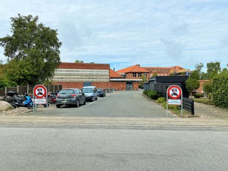 Mølleskolen Ry - 3. Østfløjen - 1. sal via overgang fra Nordfløjen