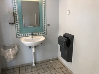 Lolland Færgefart - Bandholm-Askø - Toilet i Bandholm Havn