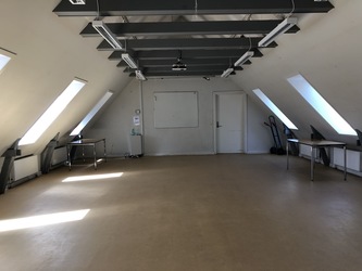 Karens Minde Kulturhus - Salen "Under taget" på 2. sal