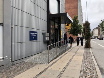 Fodterapi Øbro - Adgang via hovedindgangen