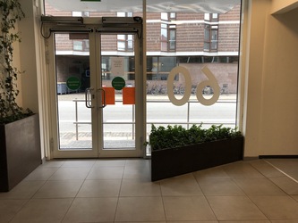 Fodterapi Øbro - Adgang via hovedindgangen