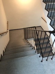 Fodterapi Øbro - Adgang via hovedindgangen