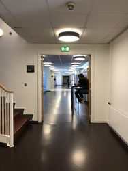 Københavns Universitet - Datalogisk Institut  bygning 1 - Indgang til undervisningslokaler og UP2