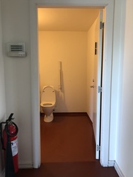 Københavns Universitet - Datalogisk Institut bygning 1 - Toilet på 1. sal