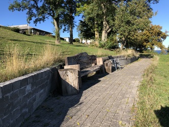 Følstruphusene - Sti til søen
